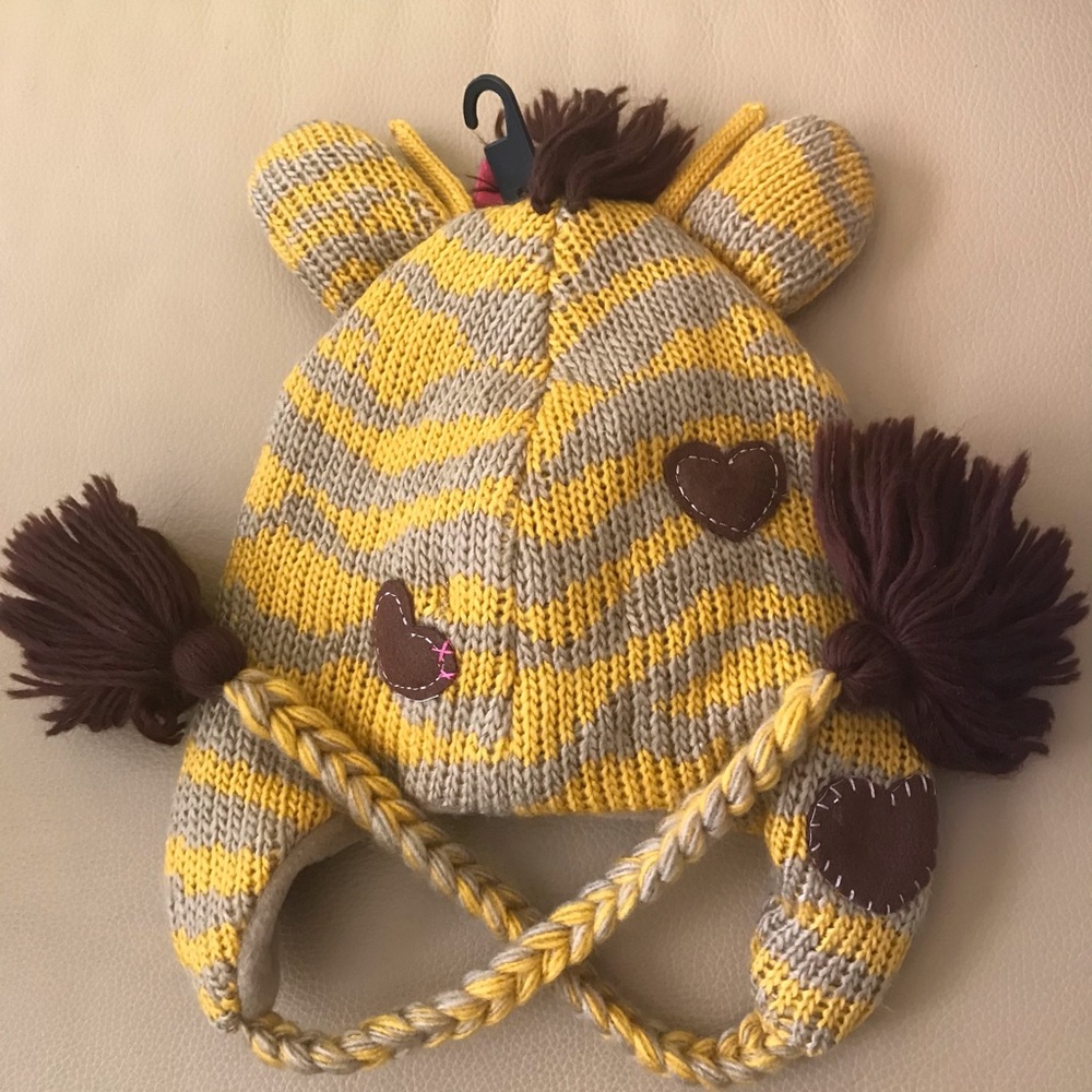 American Rag knitted hat - Picture 2 of 4